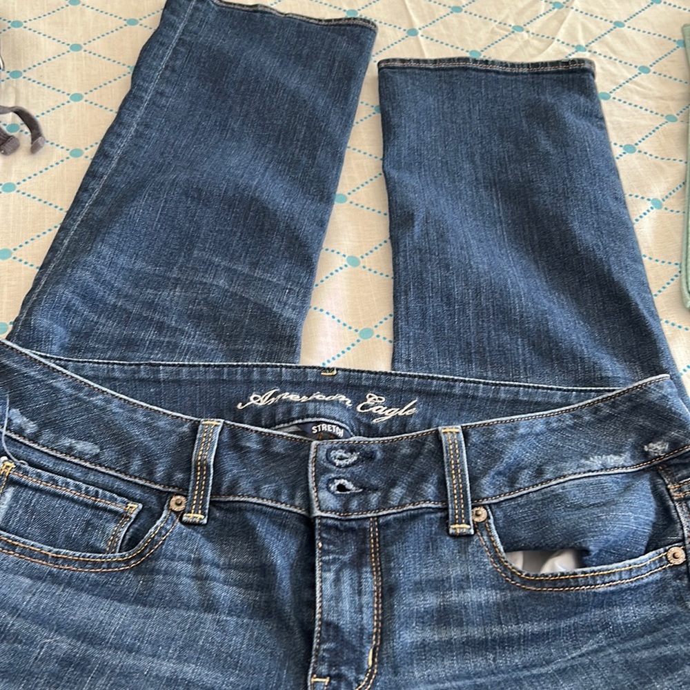 American eagle size 12 artist crop jeans